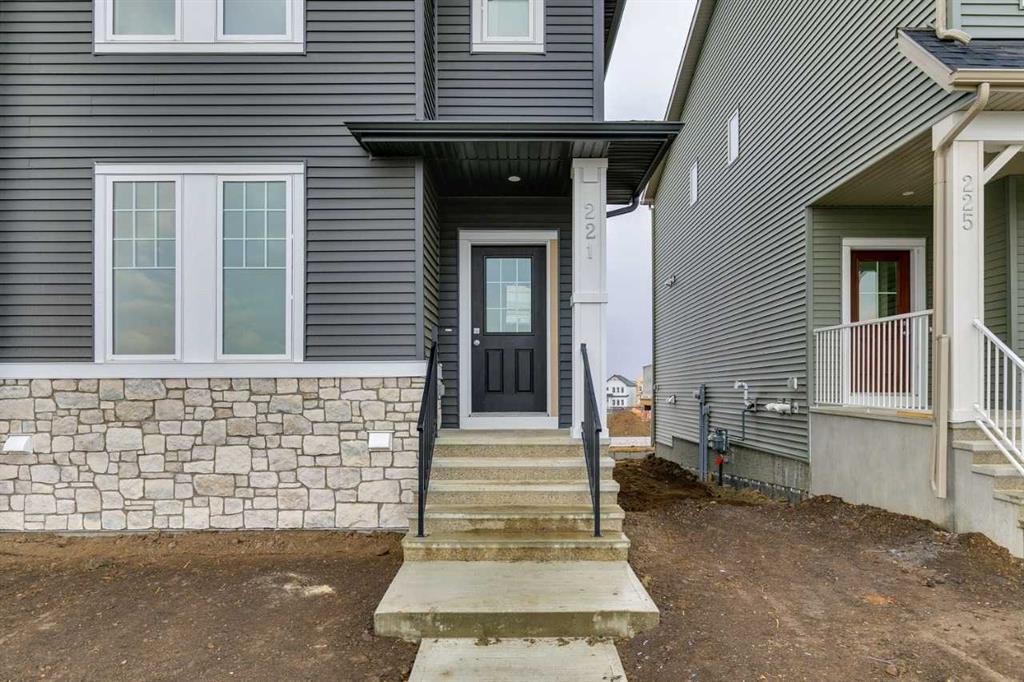221 Bridgeport Gate Sw, Chestermere, AB - Outdoor