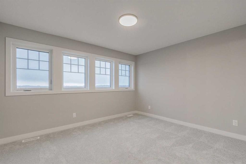 197 Bridgeport Gate, Chestermere, AB - Indoor Photo Showing Other Room