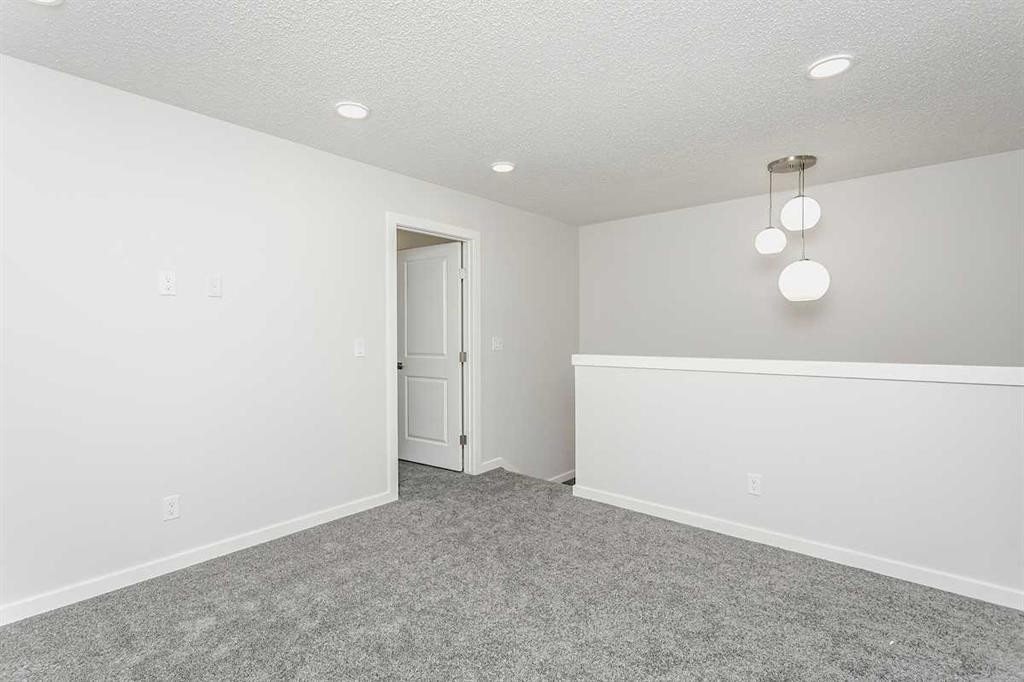 147 Lincoln Crescent, Rural Red Deer County, AB - Indoor Photo Showing Other Room