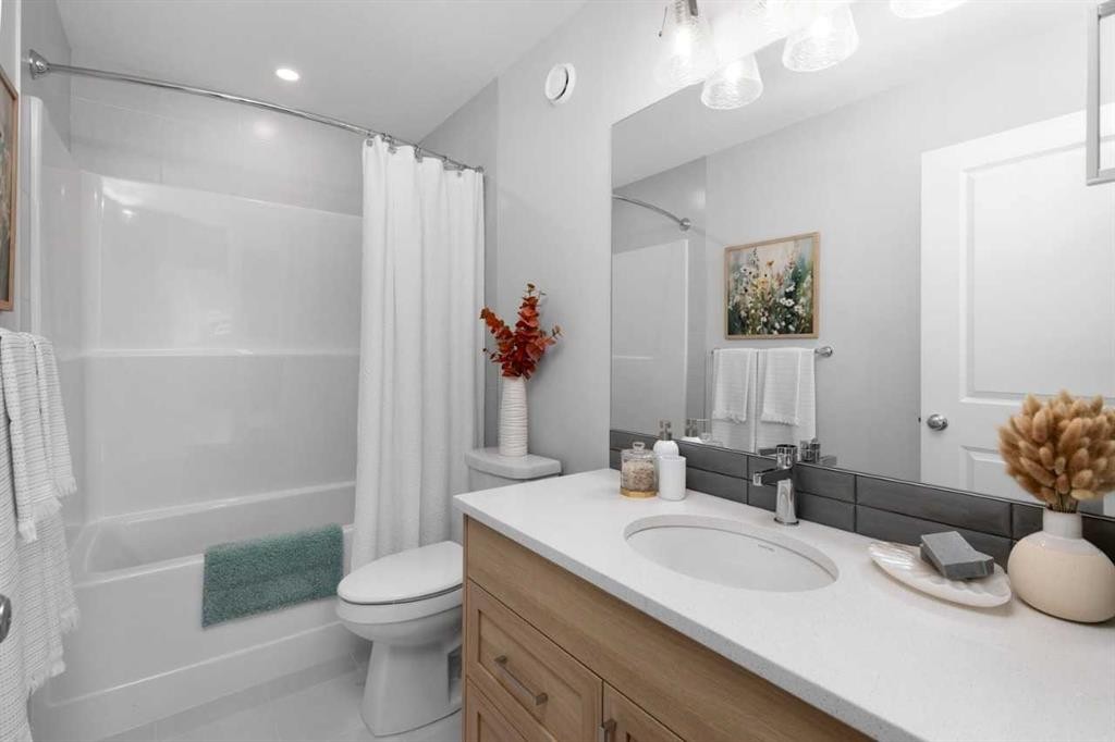 545 Bridgeport Street, Chestermere, AB - Indoor Photo Showing Bathroom