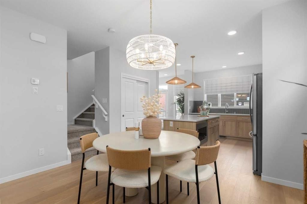 545 Bridgeport Street, Chestermere, AB - Indoor Photo Showing Dining Room