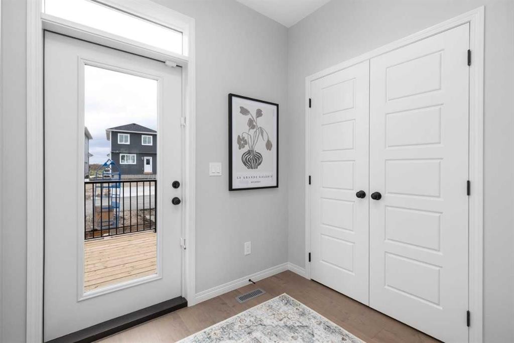 541 Bridgeport Street, Chestermere, AB - Indoor Photo Showing Other Room