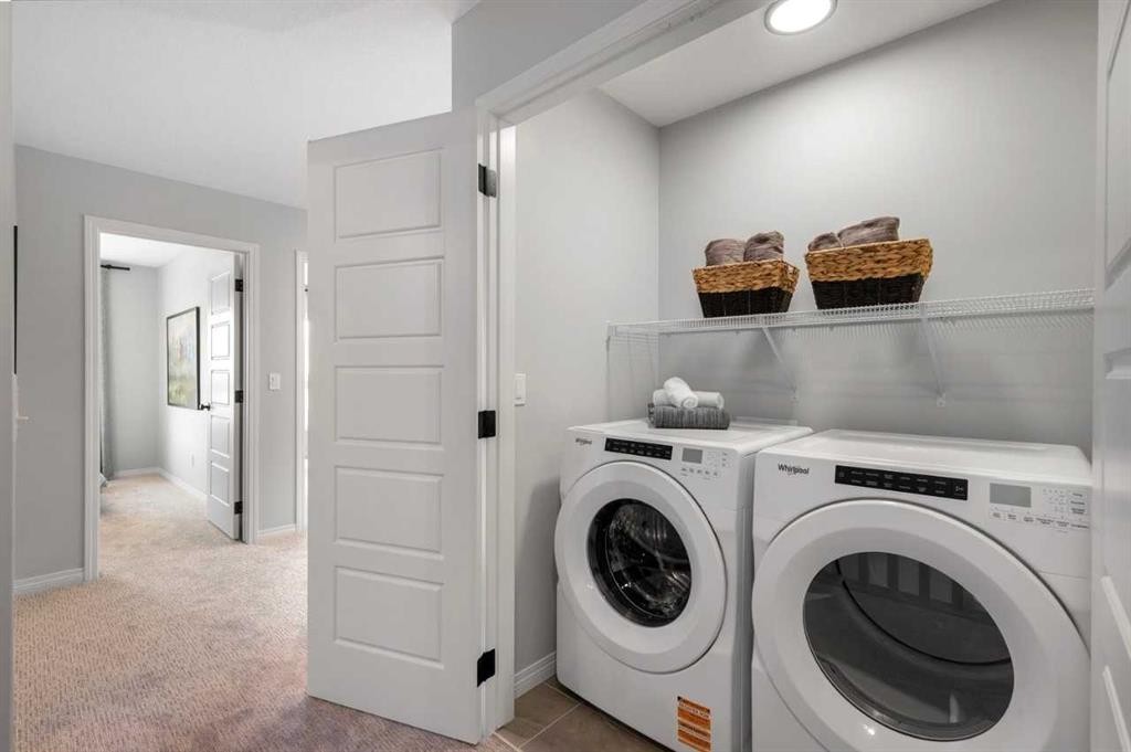 541 Bridgeport Street, Chestermere, AB - Indoor Photo Showing Laundry Room