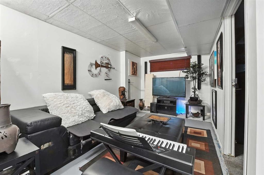 6349 58 Avenue, Red Deer, AB - Indoor