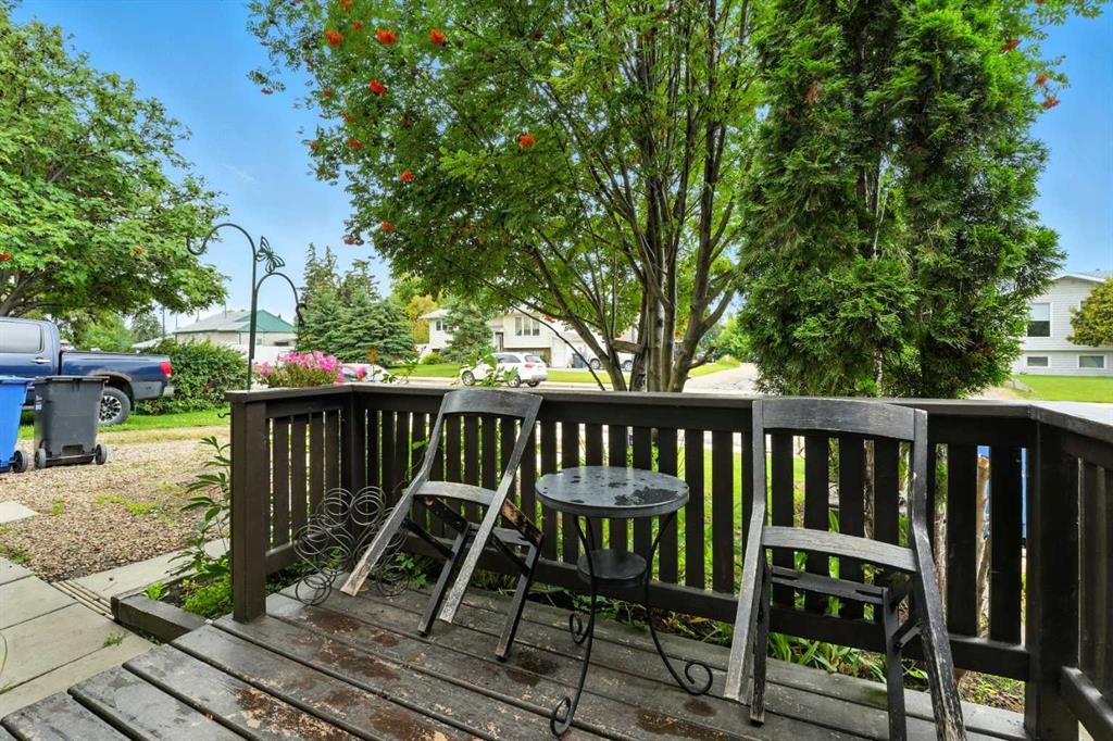 6349 58 Avenue, Red Deer, AB - Outdoor