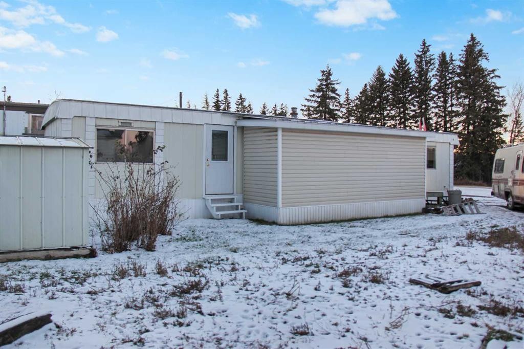 4-4504 41 Street, Camrose, AB