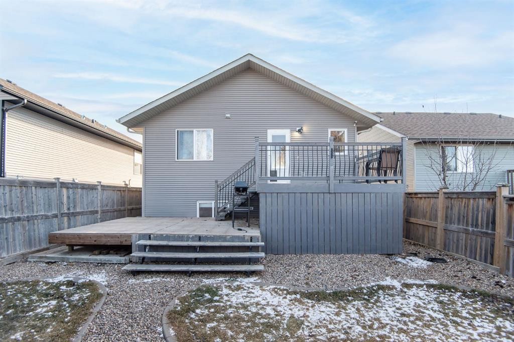 123 Bowman Circle, Sylvan Lake, AB - Outdoor With Deck Patio Veranda With Exterior