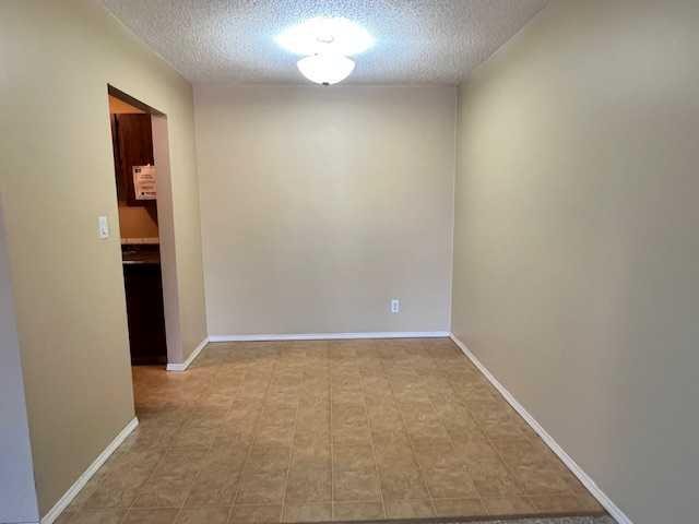 #205-5418 52 Street, Camrose, AB - Indoor Photo Showing Other Room
