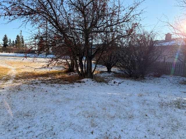 4832 49 Street, Hardisty, AB - Outdoor With View