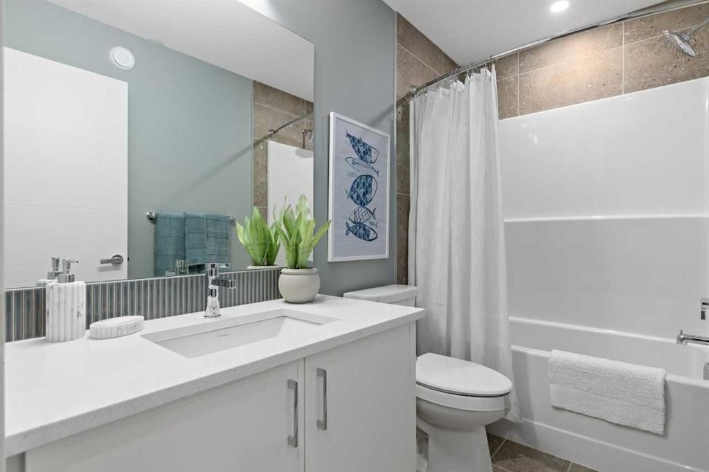 207 Huxland Path, Calgary, AB - Indoor Photo Showing Bathroom