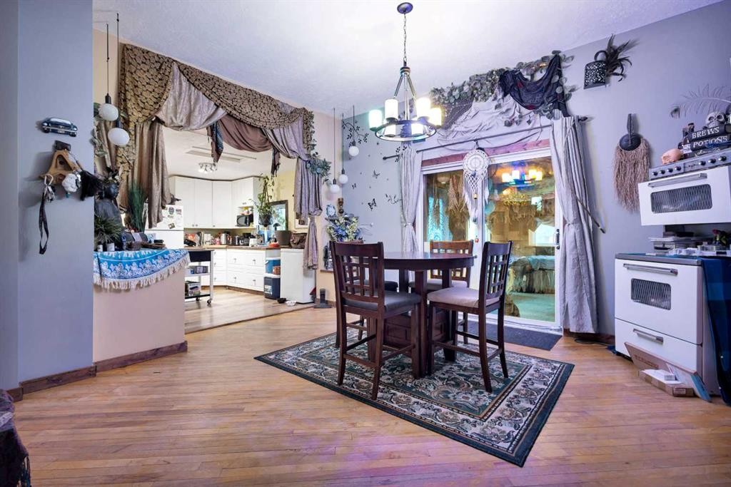 4824 50 Street, Clive, AB - Indoor