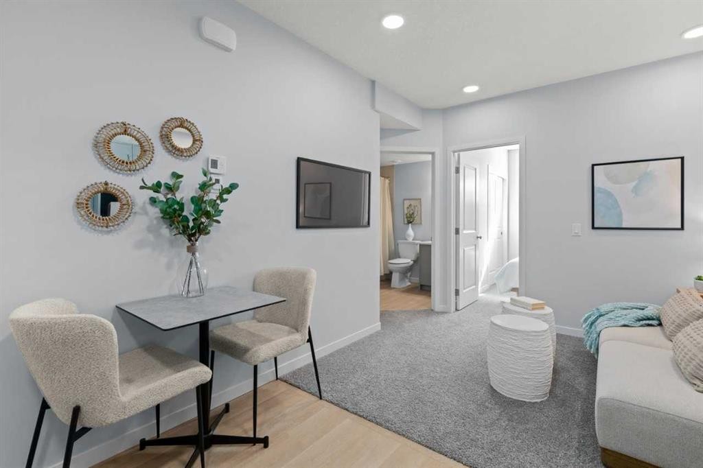 139 Huxland Road Ne, Calgary, AB - Indoor