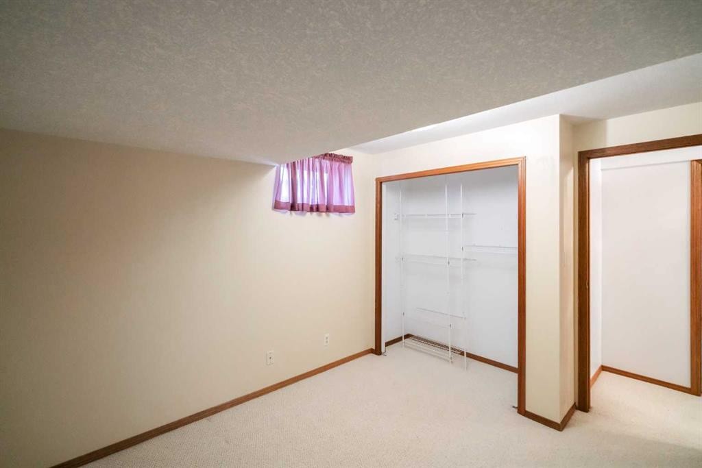 6502 55 Avenue, Camrose, AB - Indoor Photo Showing Other Room