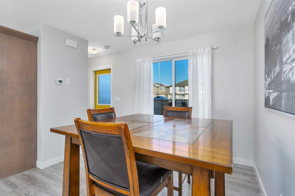 22 Latoria Court, Rural Red Deer County, AB - Indoor Photo Showing Dining Room
