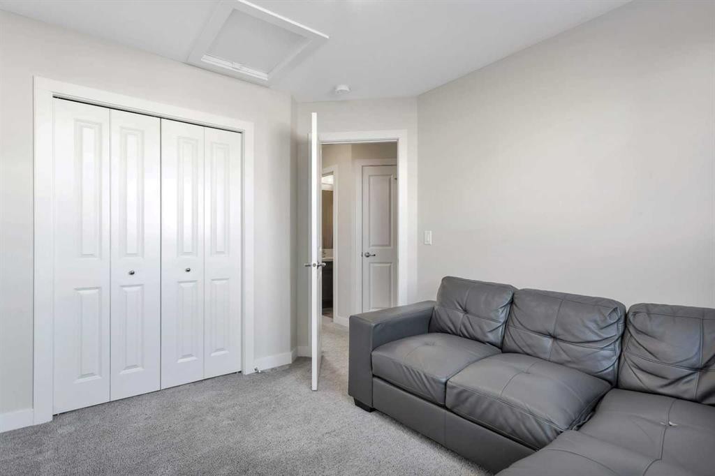 22 Latoria Court, Rural Red Deer County, AB - Indoor