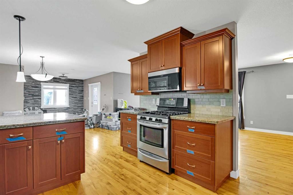 382052 Range Road 7-3, Rural Clearwater County, AB - Indoor Photo Showing Kitchen