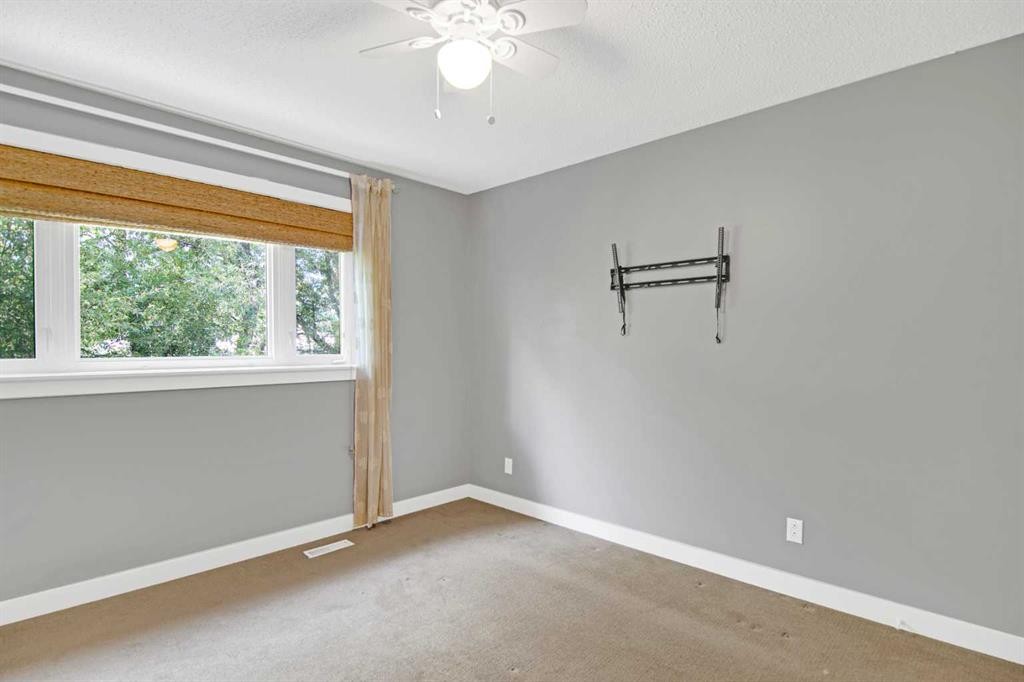 382052 Range Road 7-3, Rural Clearwater County, AB - Indoor Photo Showing Other Room