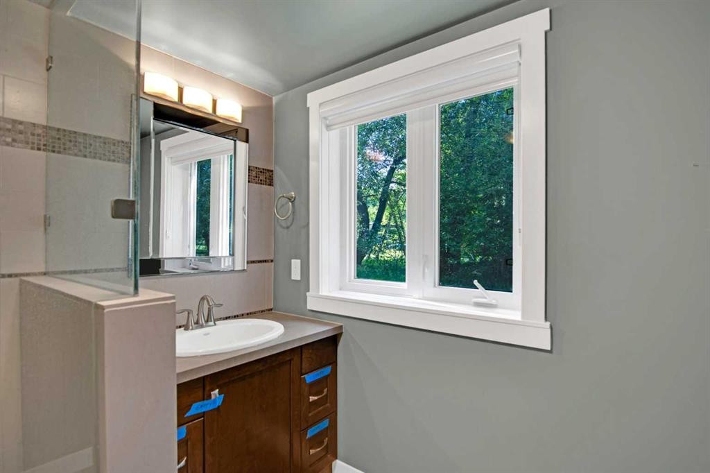 382052 Range Road 7-3, Rural Clearwater County, AB - Indoor Photo Showing Bathroom