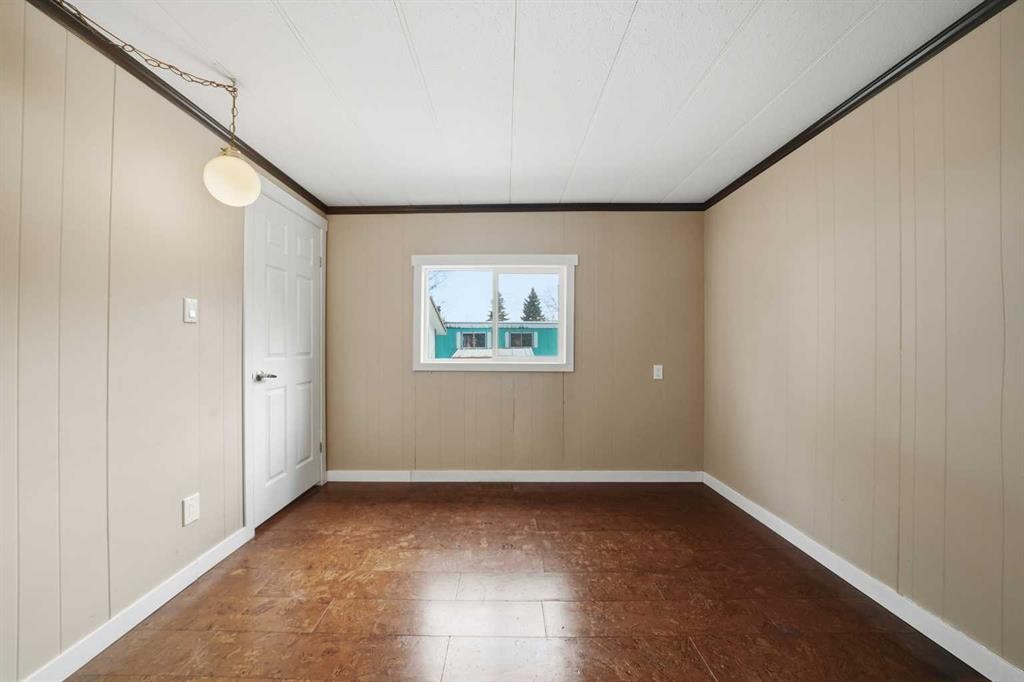 18 Parkland Acres, Lacombe, AB