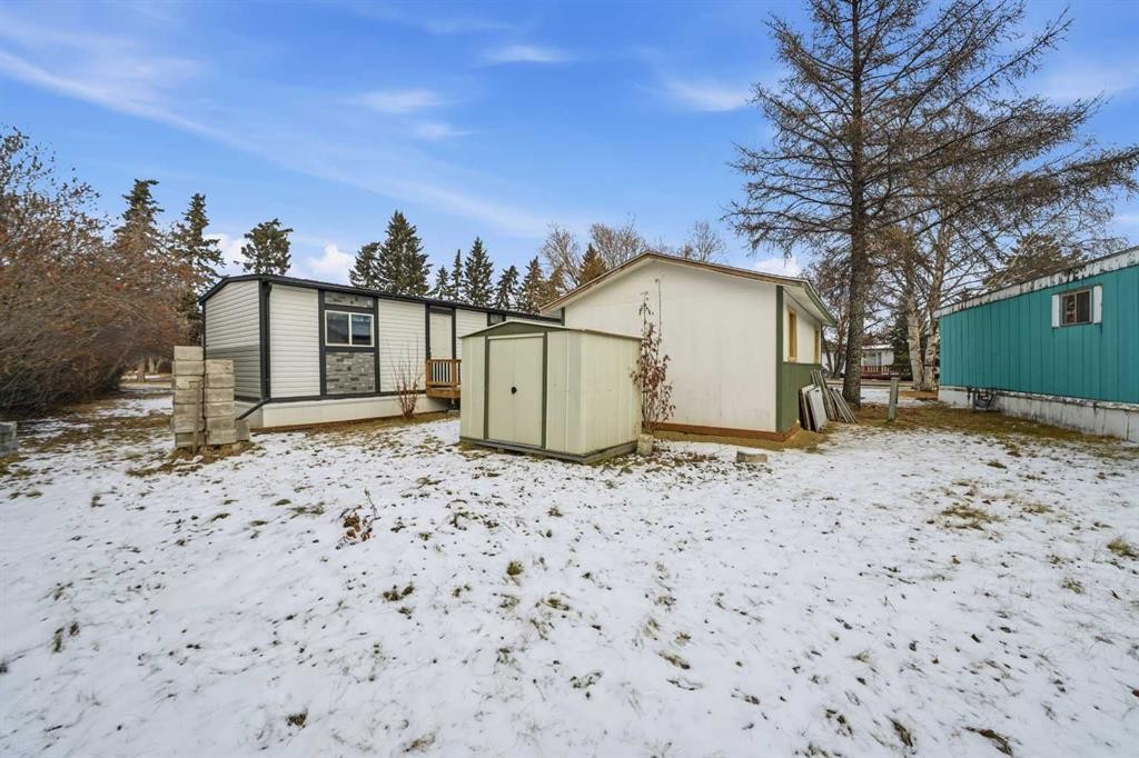 18 Parkland Acres, Lacombe, AB