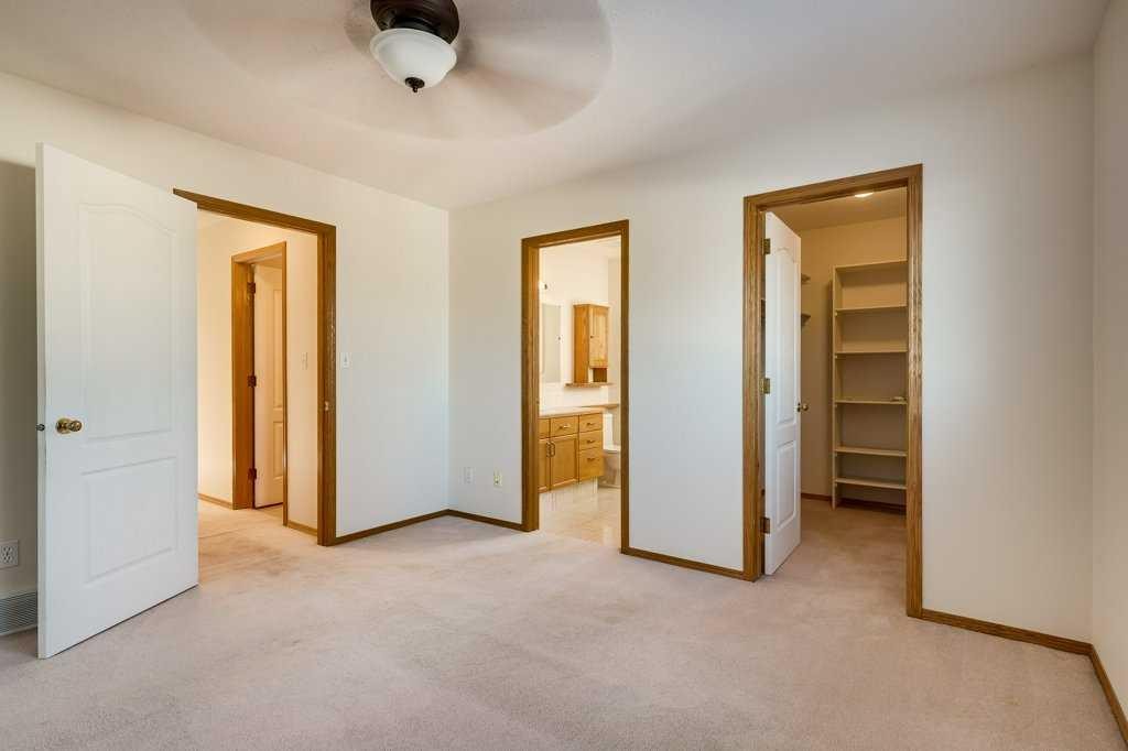 16 Lawrence Crescent, Red Deer, AB - Indoor