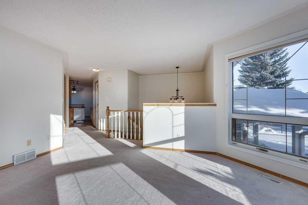 16 Lawrence Crescent, Red Deer, AB - Indoor Photo Showing Other Room