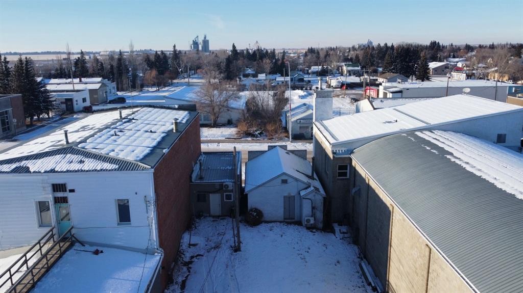 5205 50 Street, Viking, AB