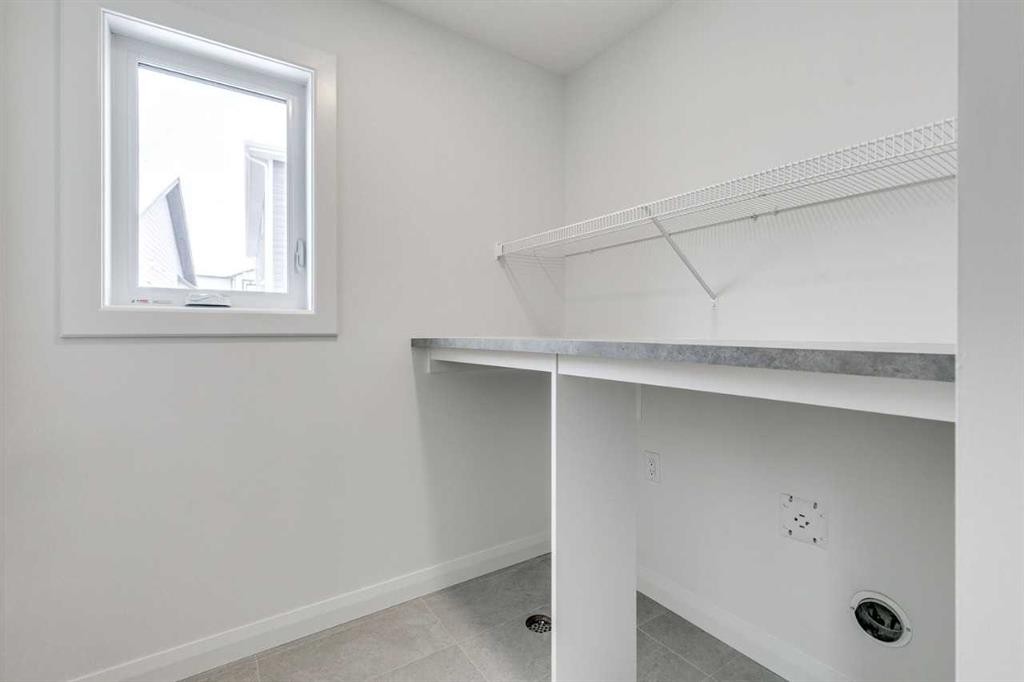 285 Creekstone Hill Sw, Calgary, AB - Indoor With Storage