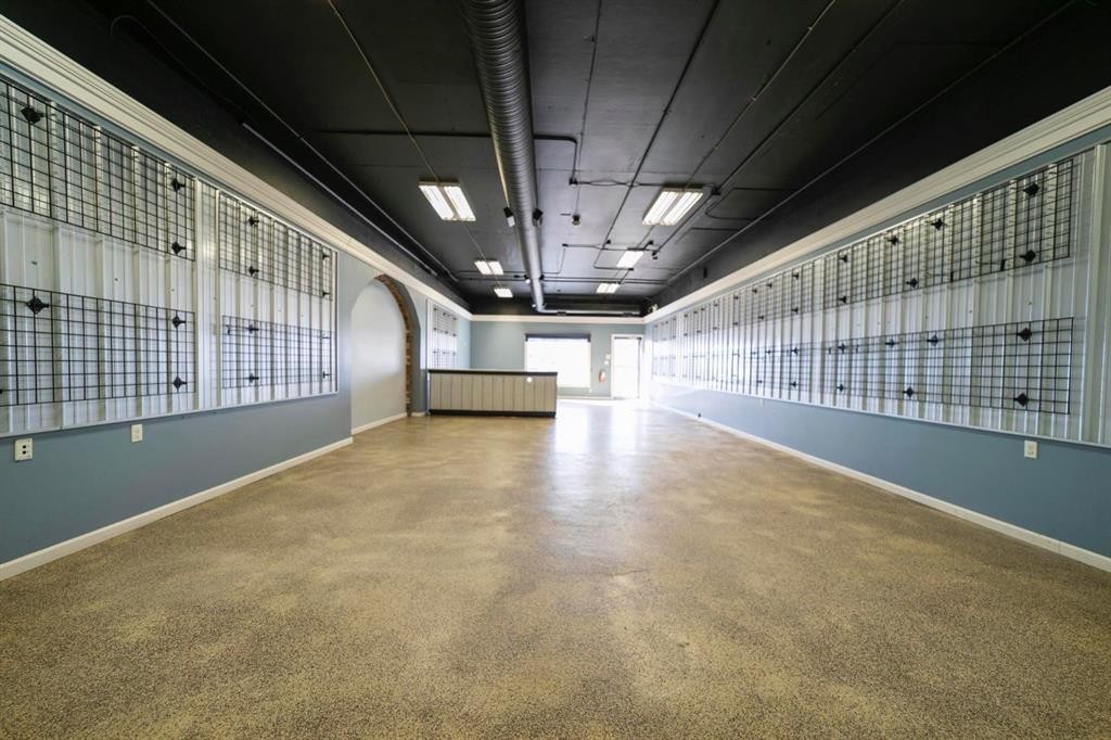 4710 52 Avenue, Camrose, AB