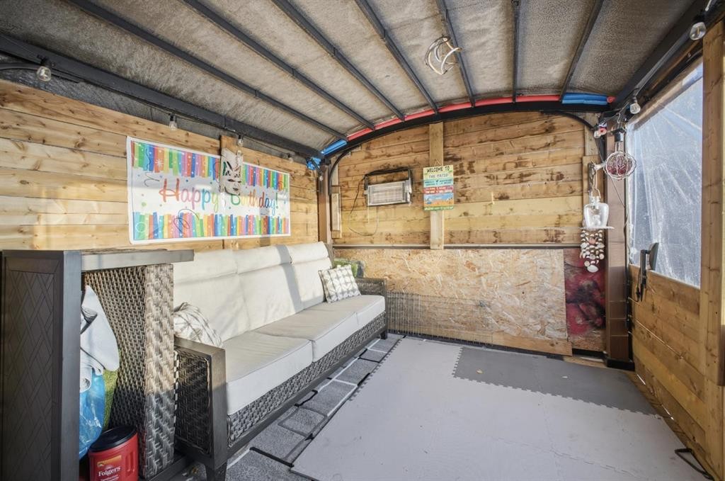 40-41019 Range Road 11, Rural Lacombe County, AB - Indoor