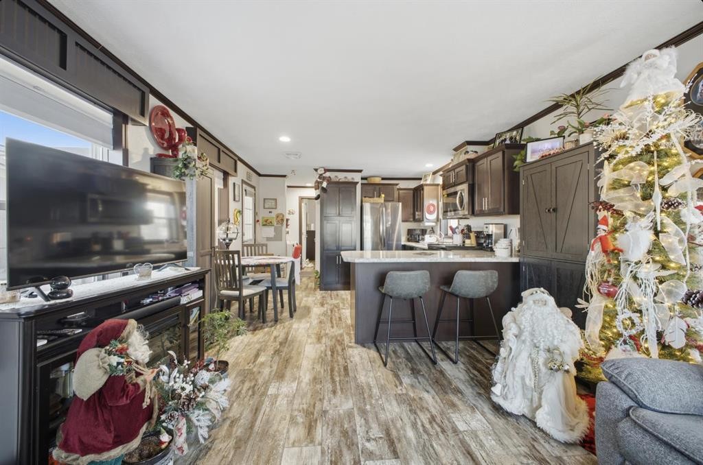 40-41019 Range Road 11, Rural Lacombe County, AB - Indoor