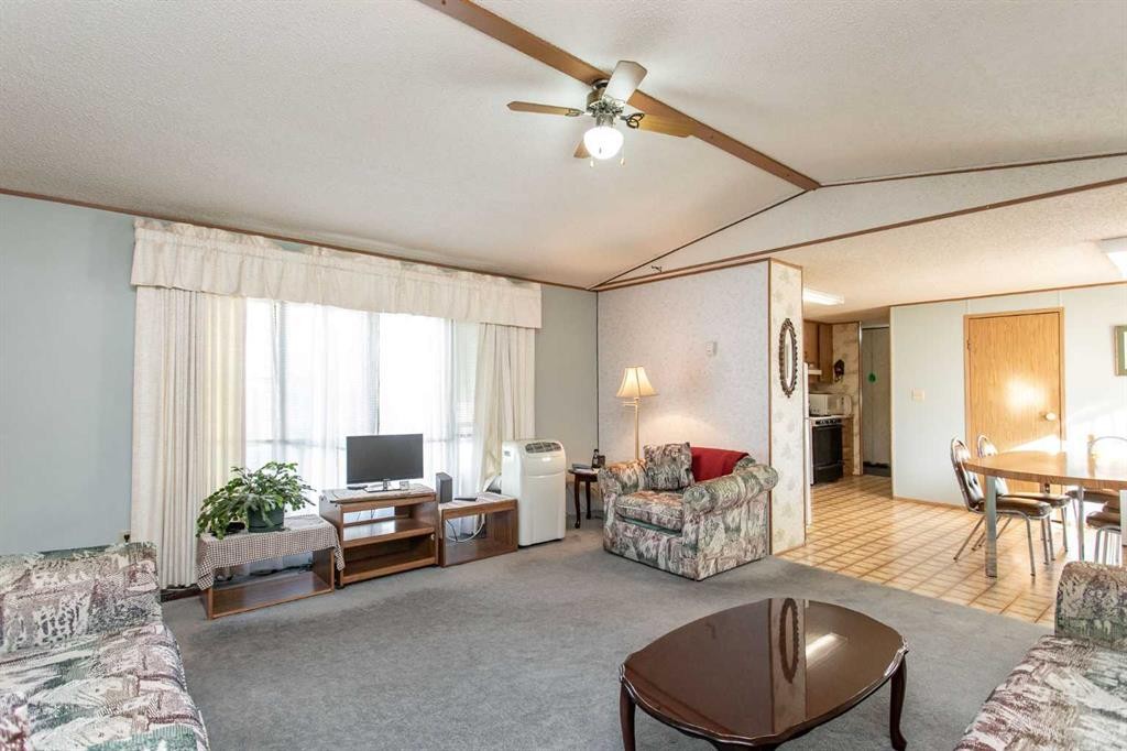 44A-5500 Womacks Road, Blackfalds, AB