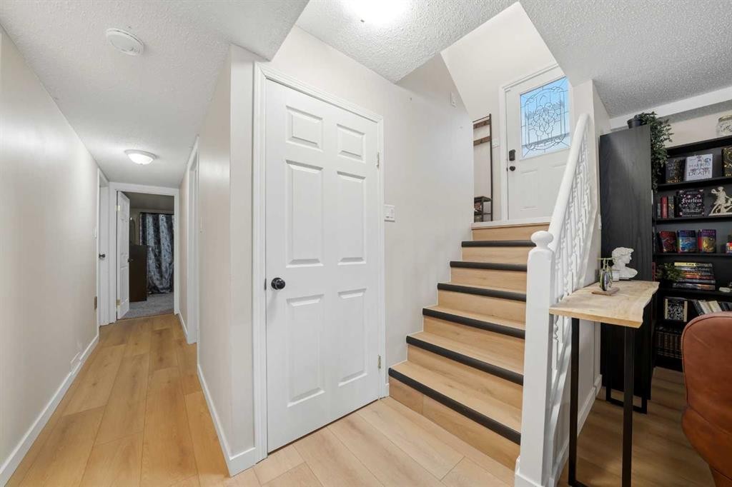 59 Baird Street, Red Deer, AB - Indoor Photo Showing Other Room
