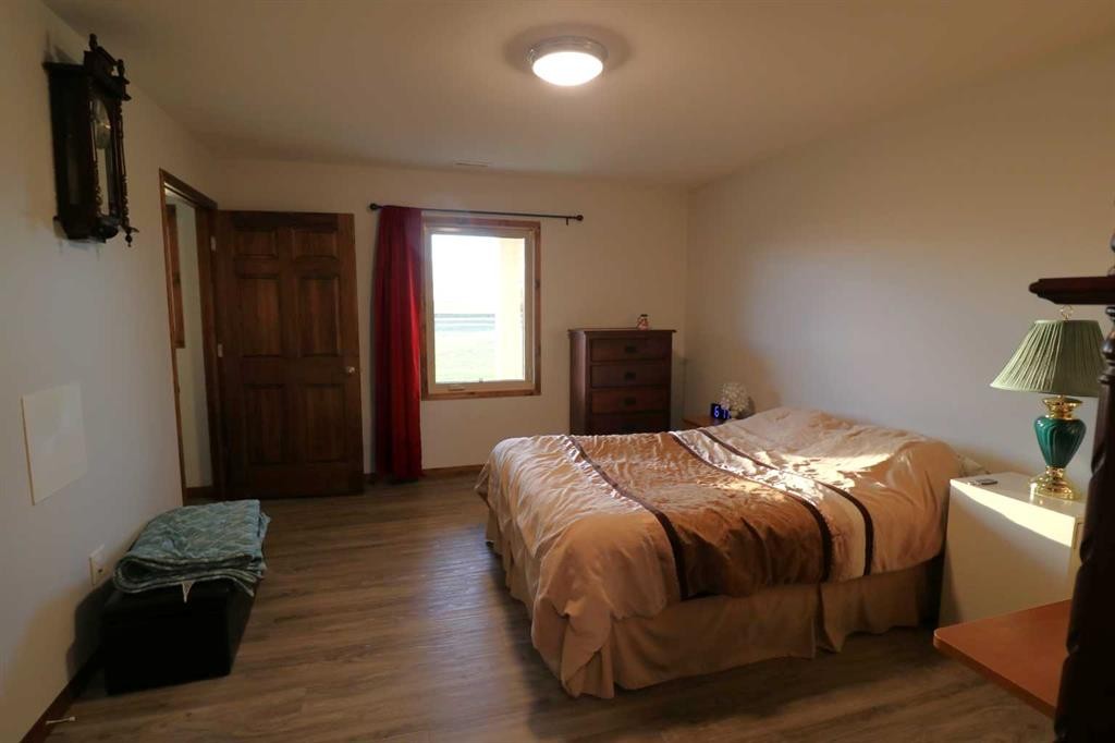 93039 Range Road 164, Taber, AB - Indoor Photo Showing Bedroom