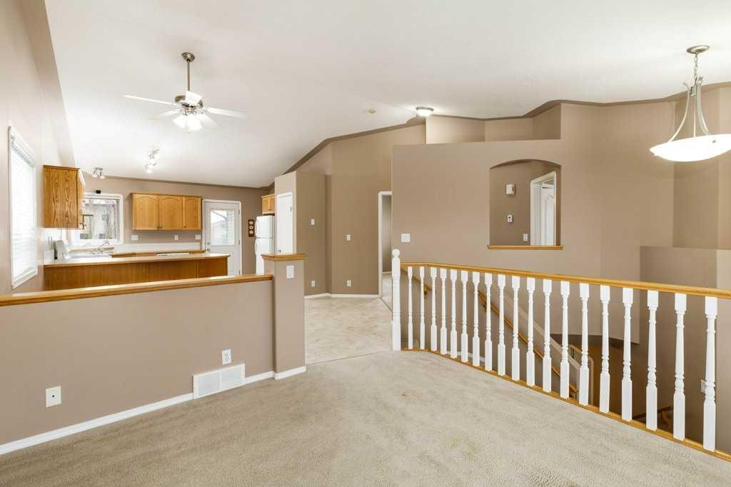 207 Lancaster Drive, Red Deer, AB - Indoor Photo Showing Other Room