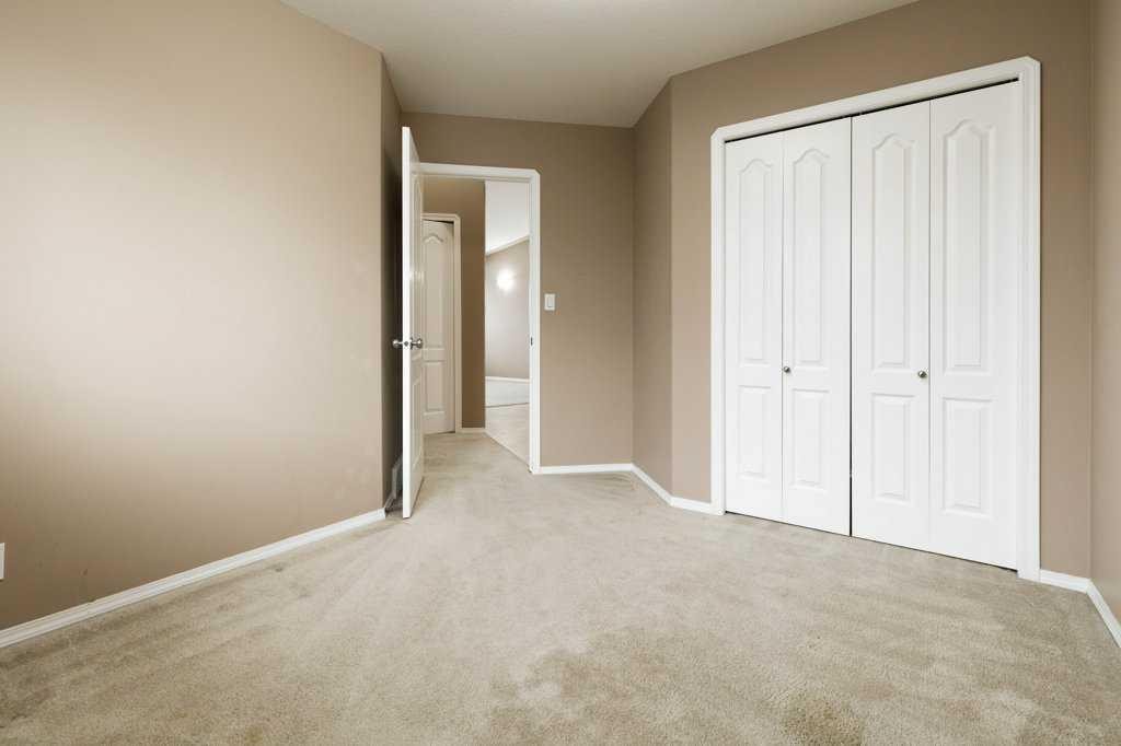 207 Lancaster Drive, Red Deer, AB - Indoor