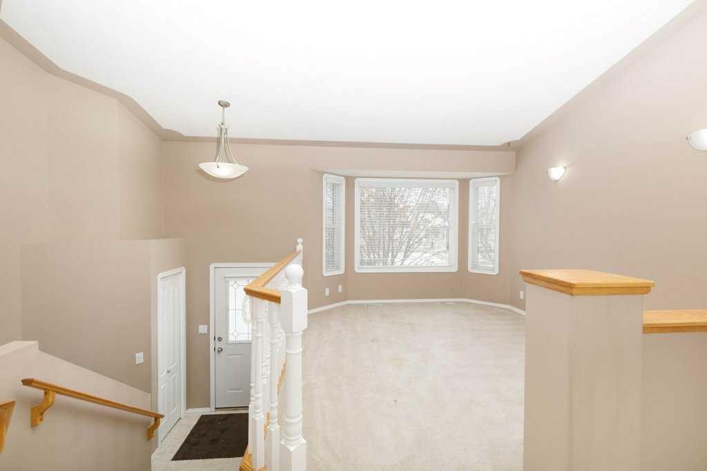 207 Lancaster Drive, Red Deer, AB - Indoor Photo Showing Other Room