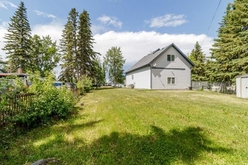 4003 Lakeshore Drive, Sylvan Lake, AB