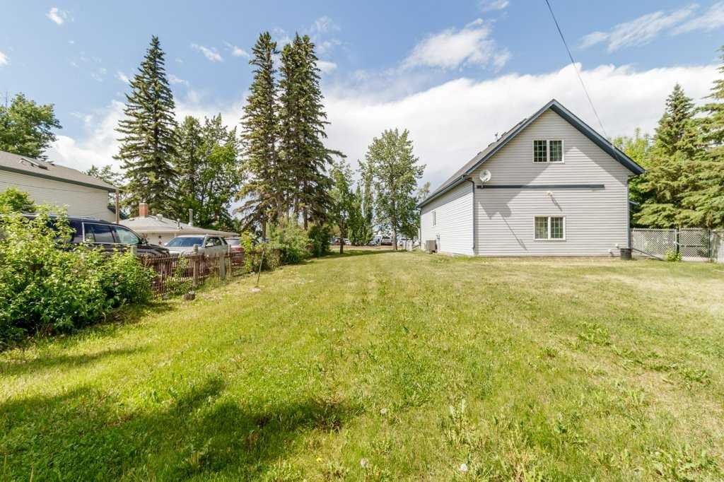 4003 Lakeshore Drive, Sylvan Lake, AB