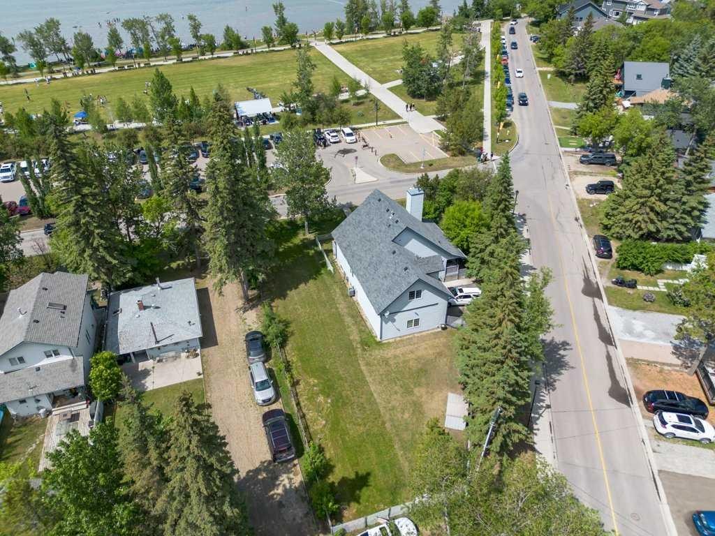 4003 Lakeshore Drive, Sylvan Lake, AB