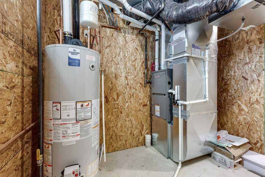 117 Crestview Boulevard, Sylvan Lake, AB - Indoor Photo Showing Basement