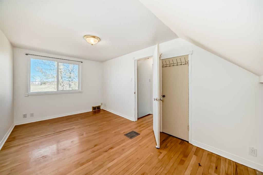 168 Tamarac Boulevard, Springbrook, AB - Indoor Photo Showing Other Room