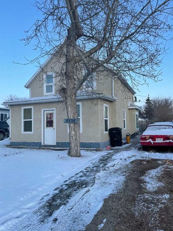 5135 49 Street, Consort, AB - Outdoor