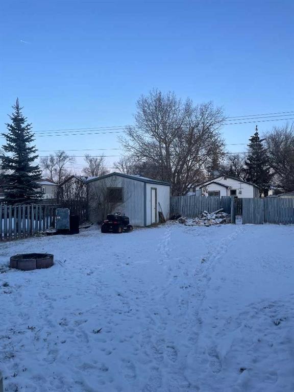 5135 49 Street, Consort, AB - Outdoor With Backyard