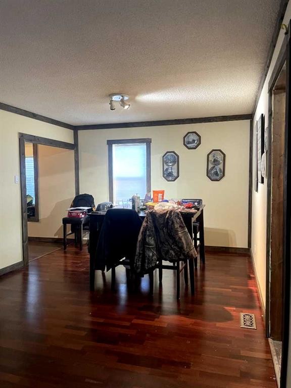 5135 49 Street, Consort, AB - Indoor Photo Showing Dining Room