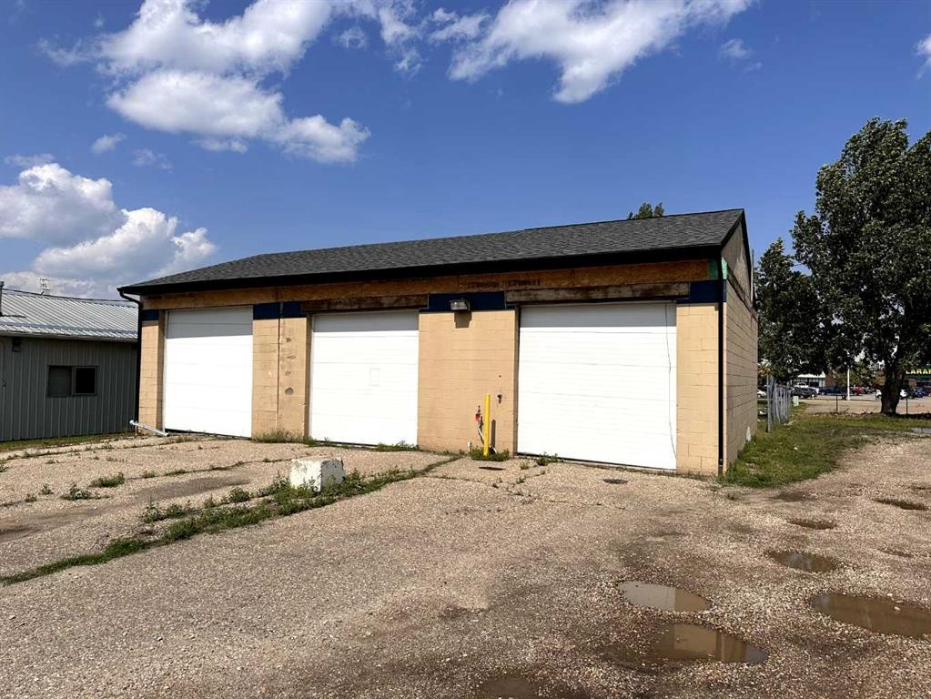 5120 49Th Avenue, Innisfail, AB