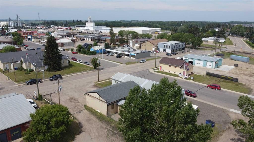 5120 49Th Avenue, Innisfail, AB