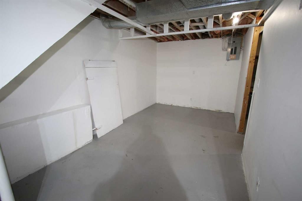 44-7124 Gray Drive, Red Deer, AB - Indoor