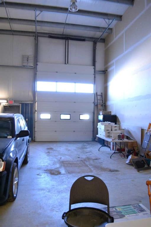 3-14 Thevenaz Industrial Trail, Sylvan Lake, AB