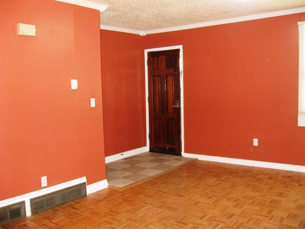 5707 57 Avenue, Red Deer, AB - Indoor Photo Showing Other Room